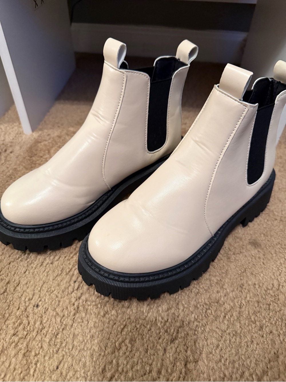 Women's Cream Chelsea Boot with Black Lug Sole